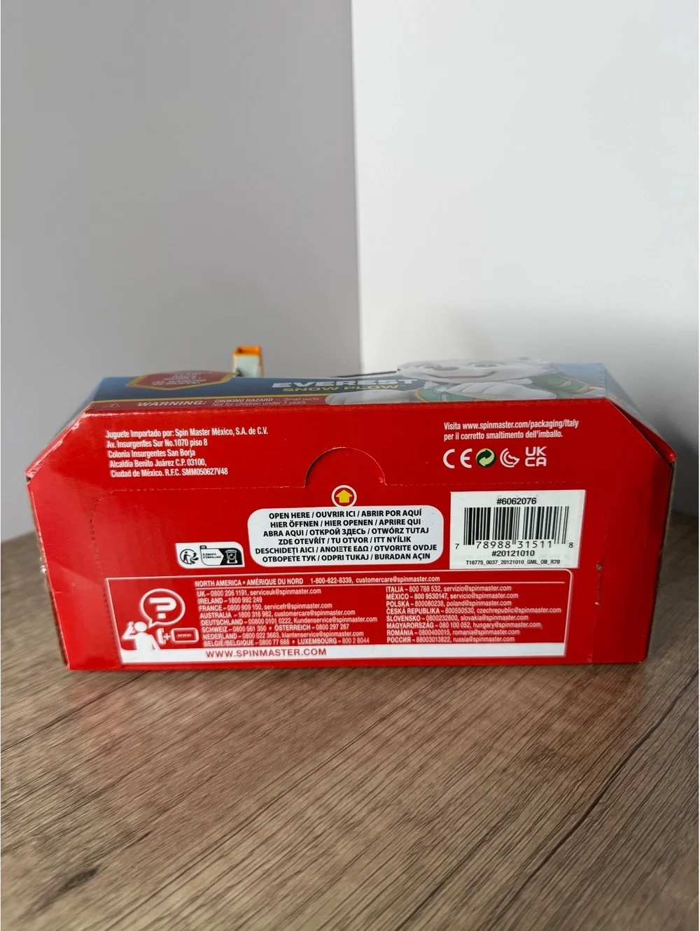 Nickelodeon Paw Patrol Everest Snow Plow Toy Vehicle with Figure